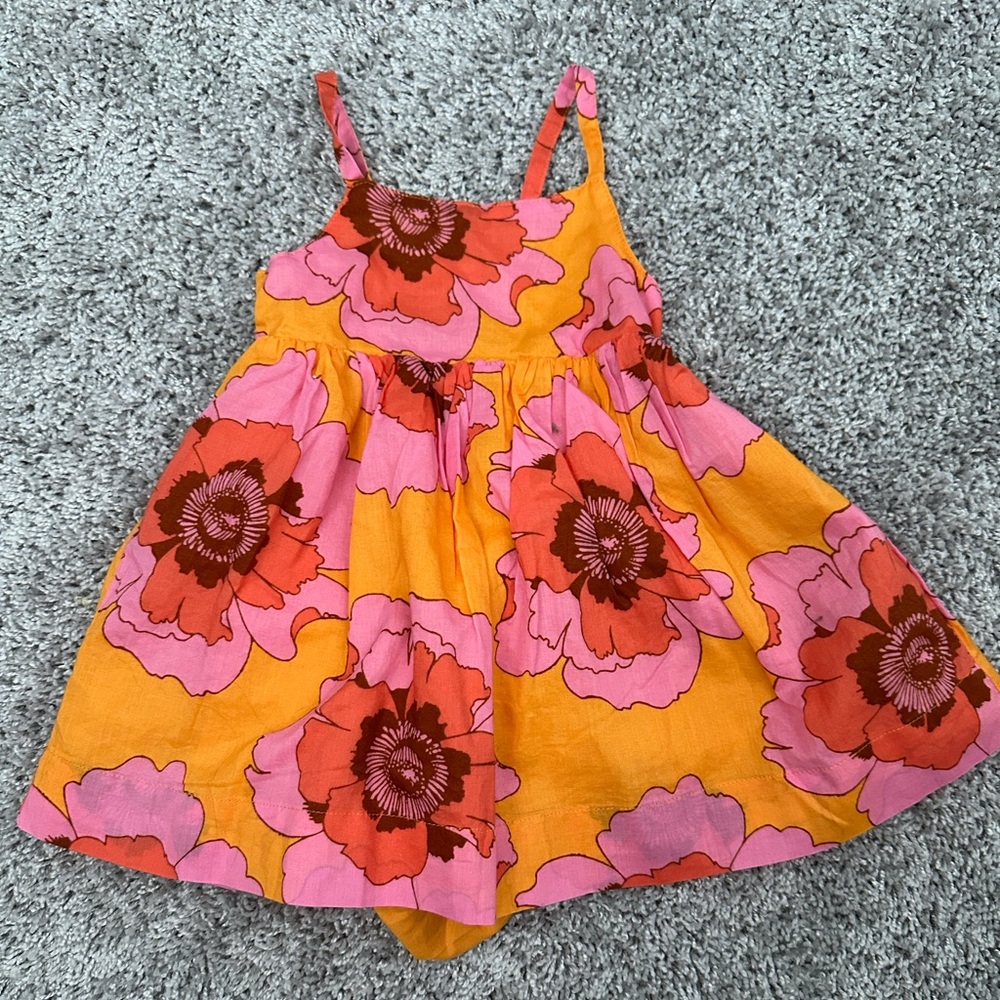 Baby Gap Floral Dress - NWOT size 12-18M